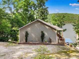 95 Glenmeadows Ct, Linn Creek, MO 65052