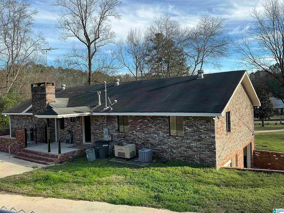 Building Photo - 4866 Overton Rd