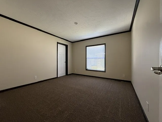 Pineview Estates — Photo 47