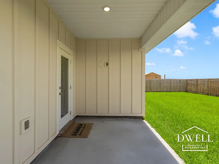 1009 Hayward Loop — Photo 30