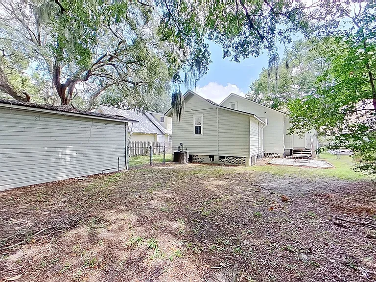 1844 Thacker Ave — Photo 26