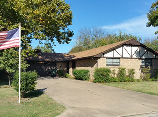 902 Beard St, Madill, OK 73446
