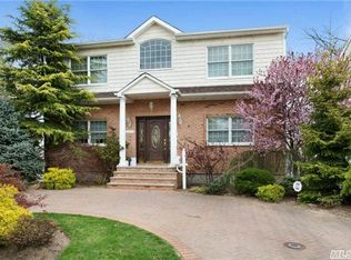 1519 Fraser Ave, Merrick, NY 11566