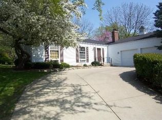 3661 Duchess Ct, Downers Grove, IL 60515