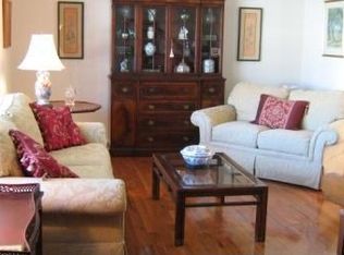 15 Hunt Wood Dr, Poquoson, VA 23662
