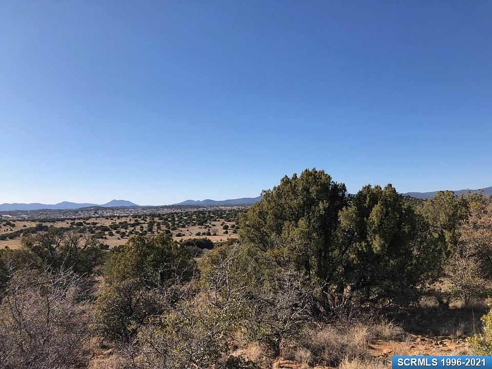 1st image of Skyline Dr