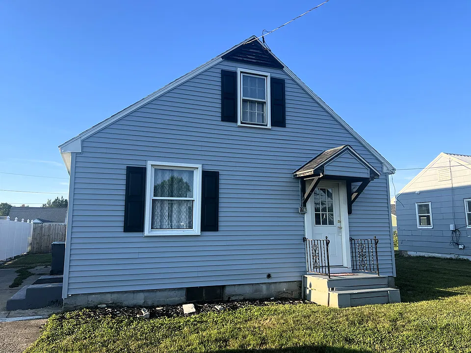 113 N Crescent Dr