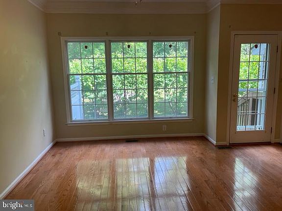 5th image of 11 Tree Swallow Dr