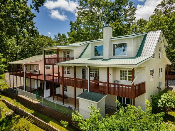 334 Hawksclaw Trl, Morganton, GA 30560
