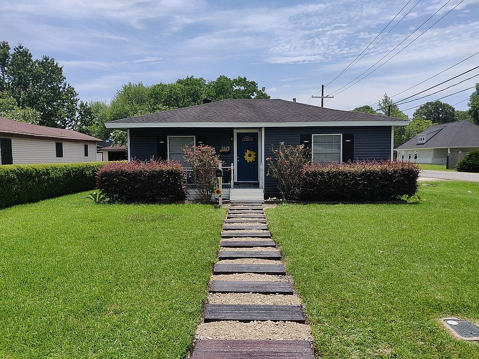 1st image of 2223 Avenue E