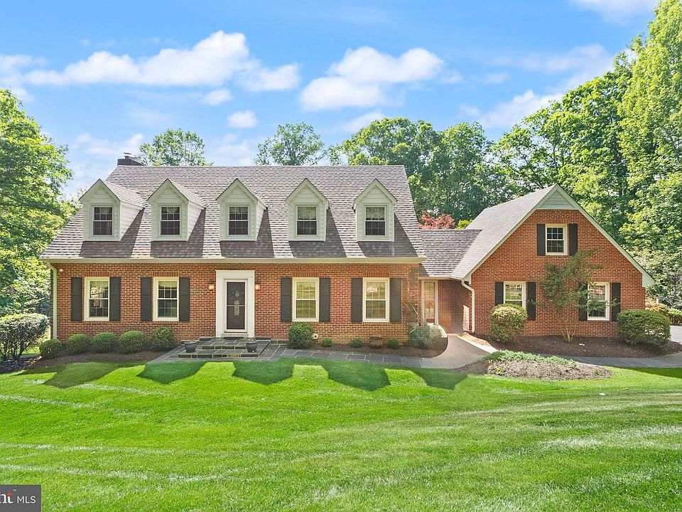 1st image of 4924 Wood Lilly Ct