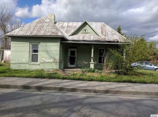 422 Eastgate Rd, Sevierville, TN 37862