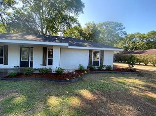 304 Thomas Nolan Dr, Lafayette, LA 70508