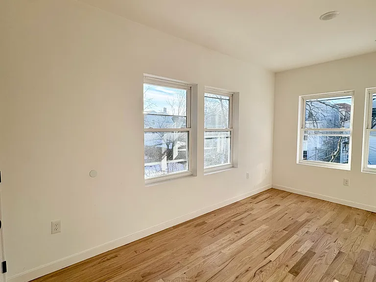 212 N 9th St #2 — Photo 12