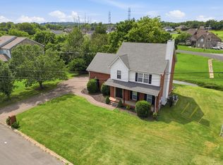 302 Twelve Oaks Ln, Lebanon, TN 37087