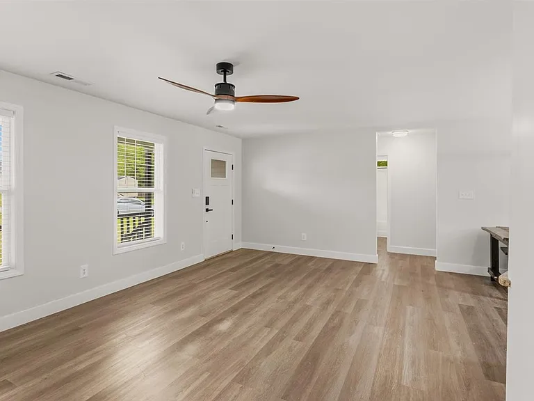 170 Starlight Dr — Photo 15