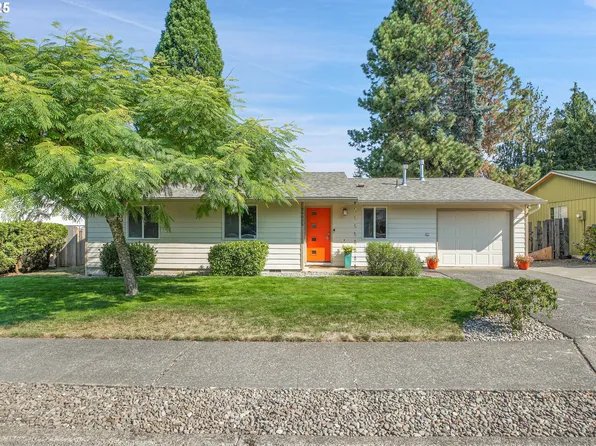 39805 Davis St, Sandy, OR 97055