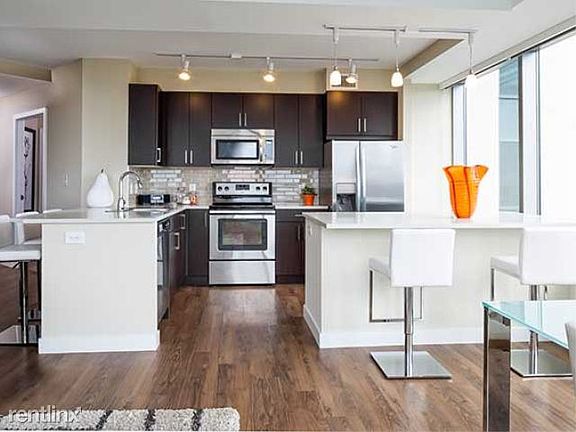 22ModelKitchen01-ModernSchemeKitchen