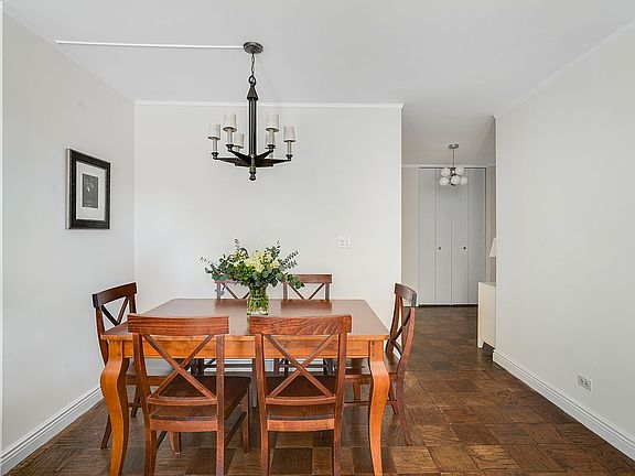 5th image of 111 E 30th St APT 11C
