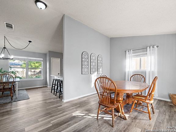 4th image of 13822 CANE DR