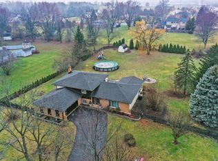 100 Cheviot Dr, Bartlett, IL 60103