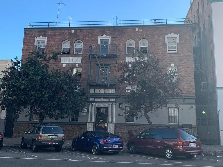 NRE - The Bard Apartments — Photo 1
