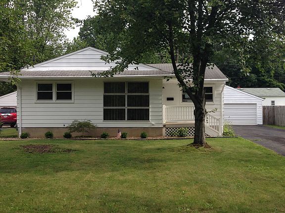 2nd image of 1792 Lynn Mar Ave