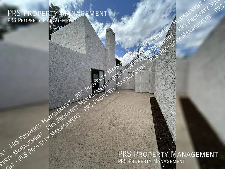329 E Ambassador Dr — Photo 40