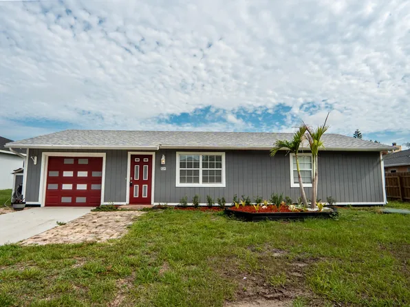 825 SW Canary Terrace, Port St Lucie, FL 34953