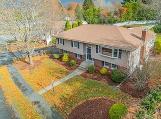 7 Briarwood Dr, Danvers, MA 01923