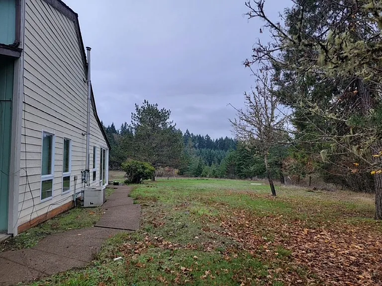 23601 Labare Rd #A — Photo 31
