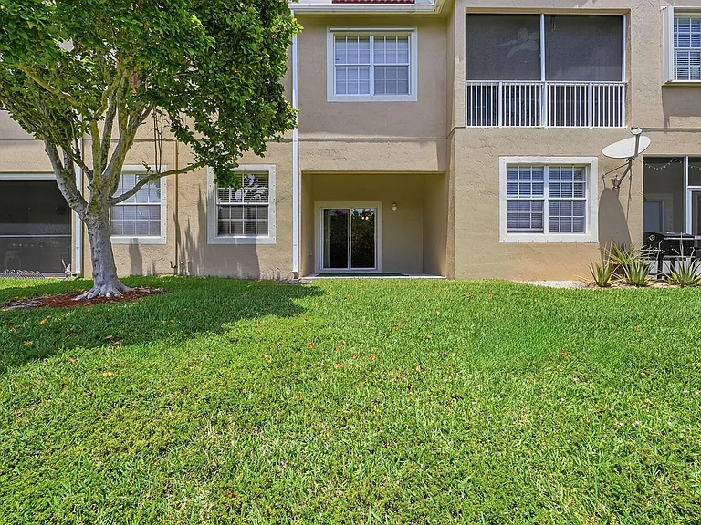 9056 Plymouth Pl — Photo 30