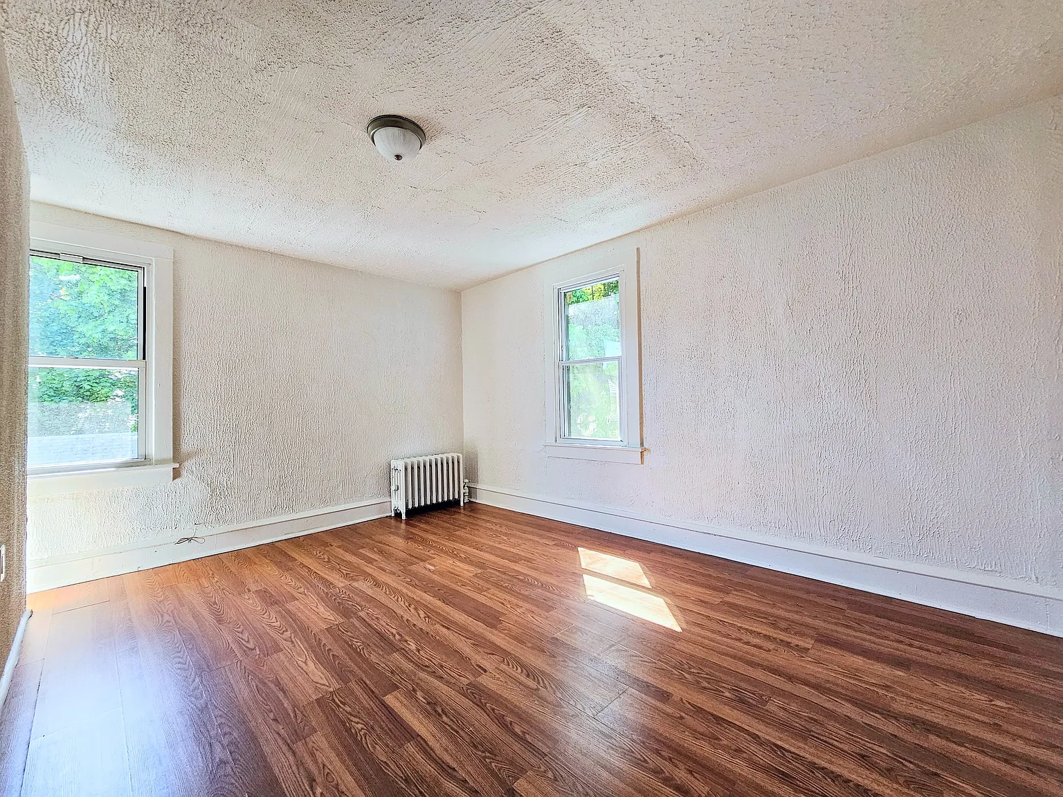 2 bed, $1,200 — Photo 3
