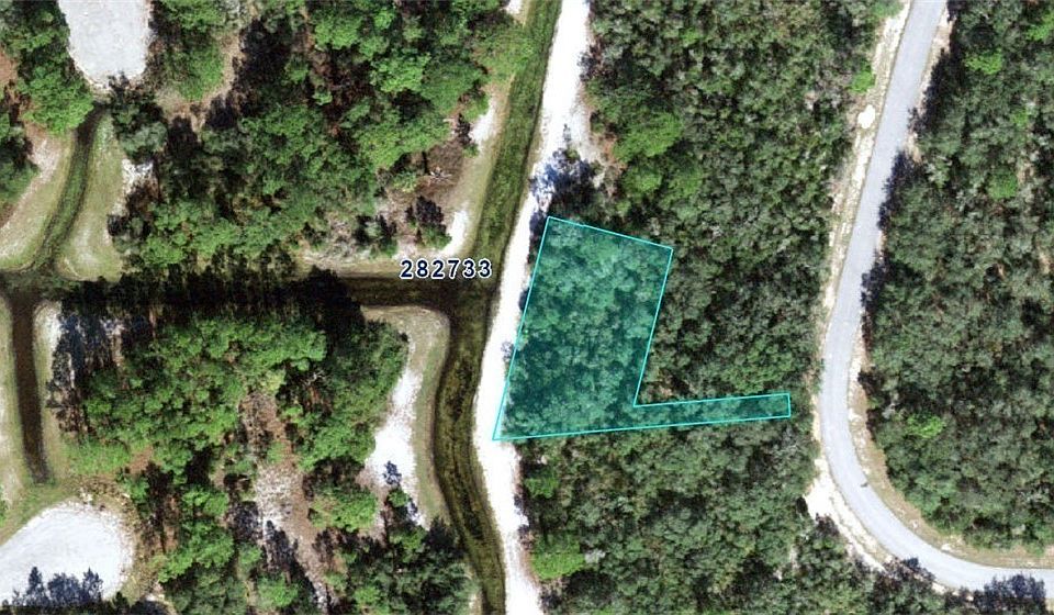 2nd image of 1240 Caribbean Dr