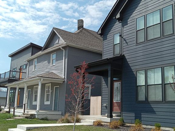 3rd image of 2610 Winthrop Ave