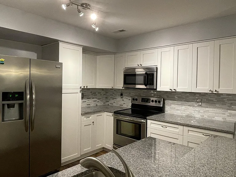 5006 Dorsey Hall Dr #B3 — Photo 9