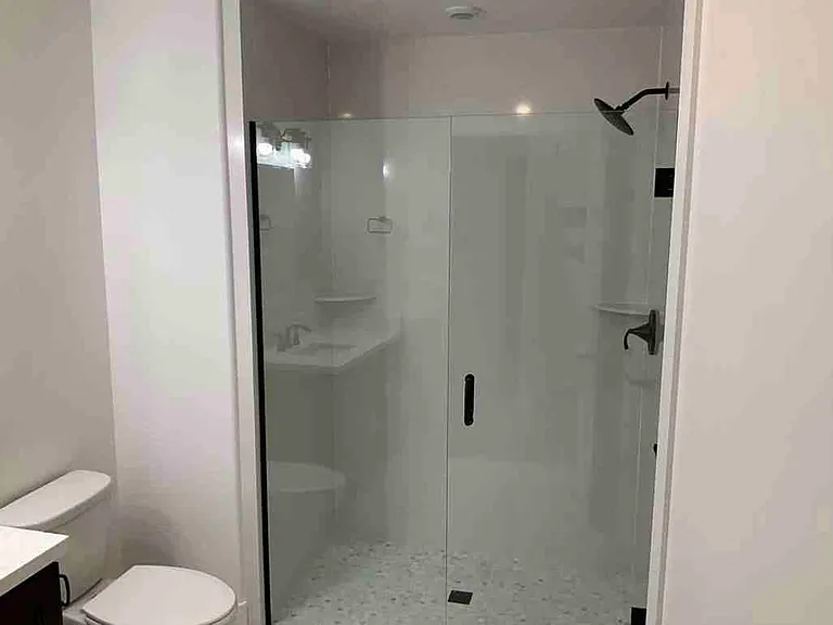 402 W Grand Ave #101 — Photo 9