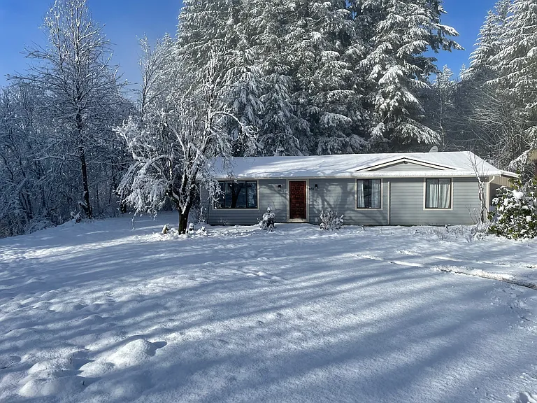 863 Shirley Gordon Rd — Photo 1
