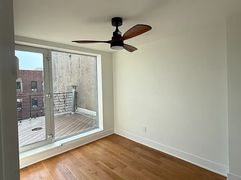 351 S 3rd St #4A — Photo 5