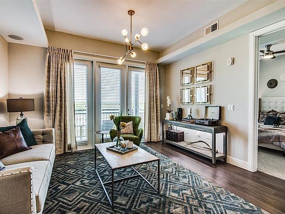 2nd image of 77777 Adelaide St #3027