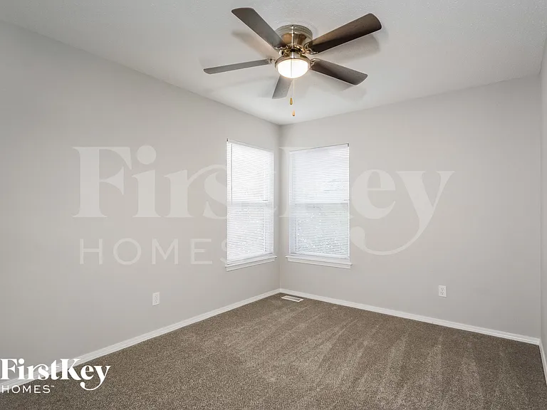 457 Oak Glen Dr — Photo 10