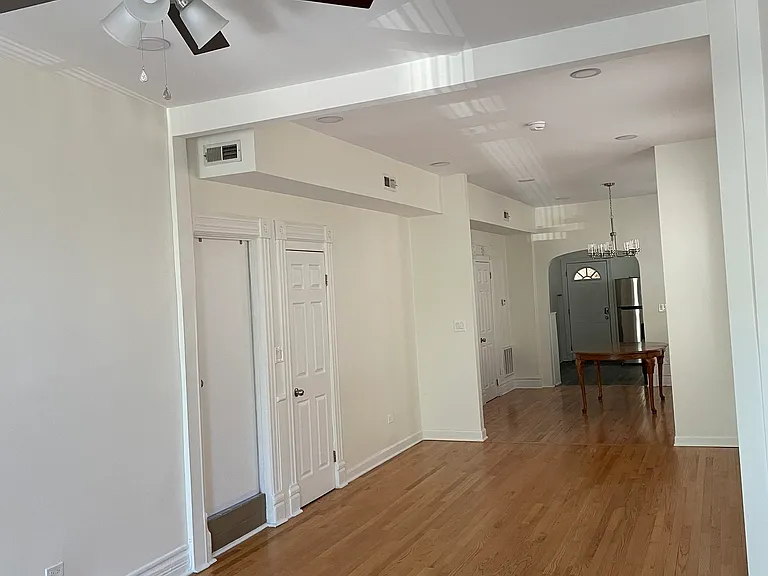 1406 N Noble St #1F — Photo 3