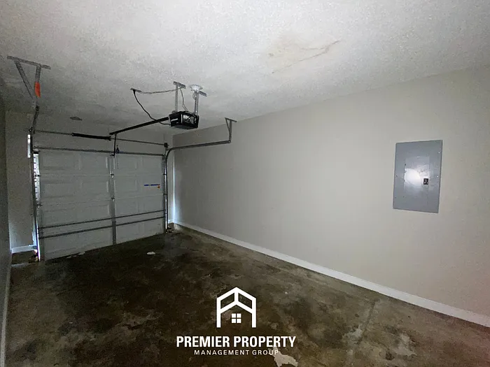 4320 Grand Cedar Ln — Photo 17