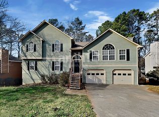 1017 Queensbury Run, Acworth, GA 30102
