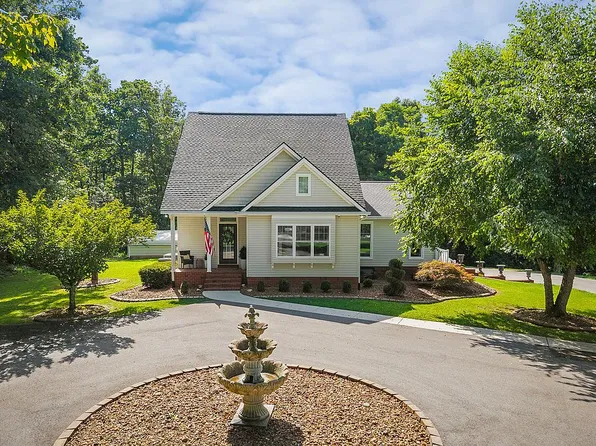 735 Hurricane Ridge Rd, Smithville, TN 37166