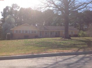 2756 Ashworth Lake Rd, Snellville, GA 30078