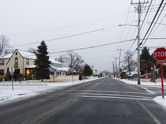 5th image of 3350 Milburn Ave