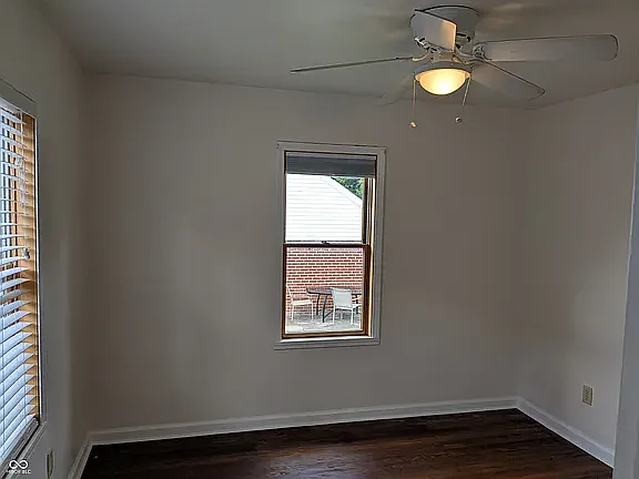 1630 Lawton Ave — Photo 9