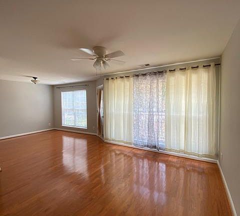 2nd image of 8200 Crossbrook Ct Unit 201