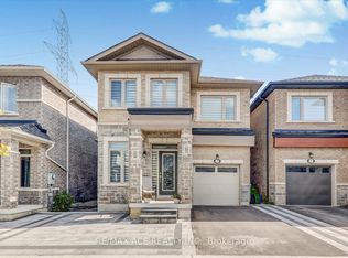 1097 Cameo St, Pickering, ON L1X0L7